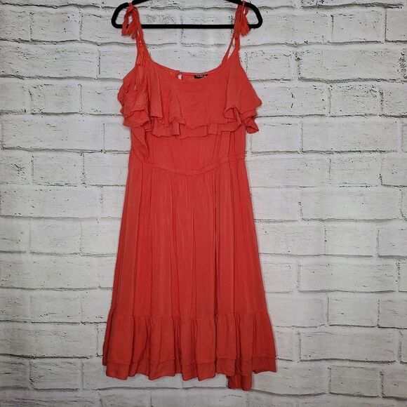 Torrid coral ruffle chalice dress Womens Size 1 1X 14/16 - Picture 2 of 11